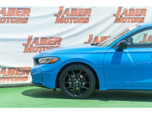 Used 2025 Honda Civic Sport image 33