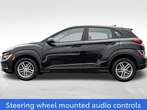 Used 2022 Hyundai Kona SE image 4