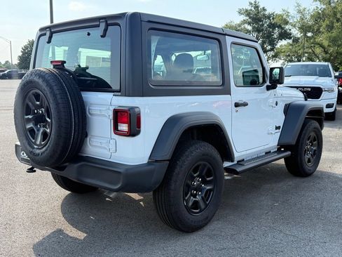 Used 2024 Jeep Wrangler Sport AWD/4WD image 8