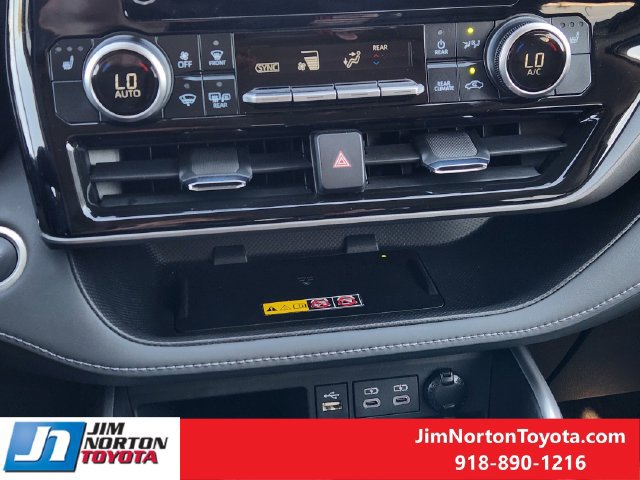 Used 2026 Toyota Highlander XLE AWD/4WD image 20