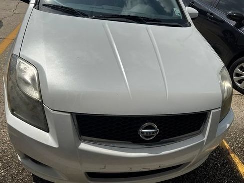 Used 2012 Nissan Sentra 2.0 SR w/ Special Edition Pkg FWD image 10