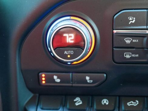 Used 2019 Chevrolet Silverado 1500 LT Trail Boss image 26