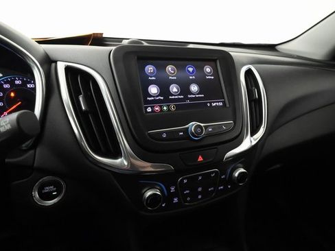 Used 2021 Chevrolet Equinox LT image 17