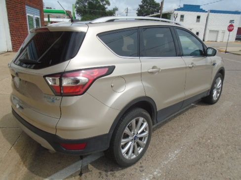 Used 2017 Ford Escape Titanium AWD/4WD image 9