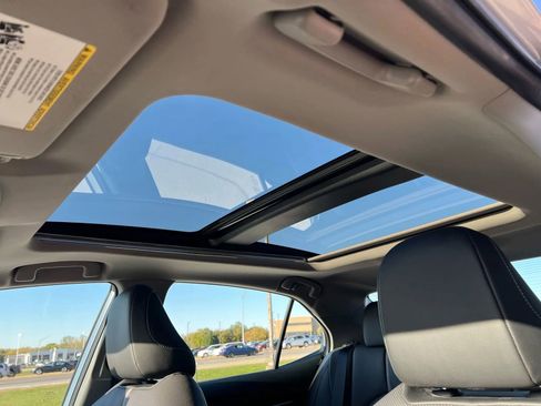 Used 2021 Toyota Camry XSE image 13