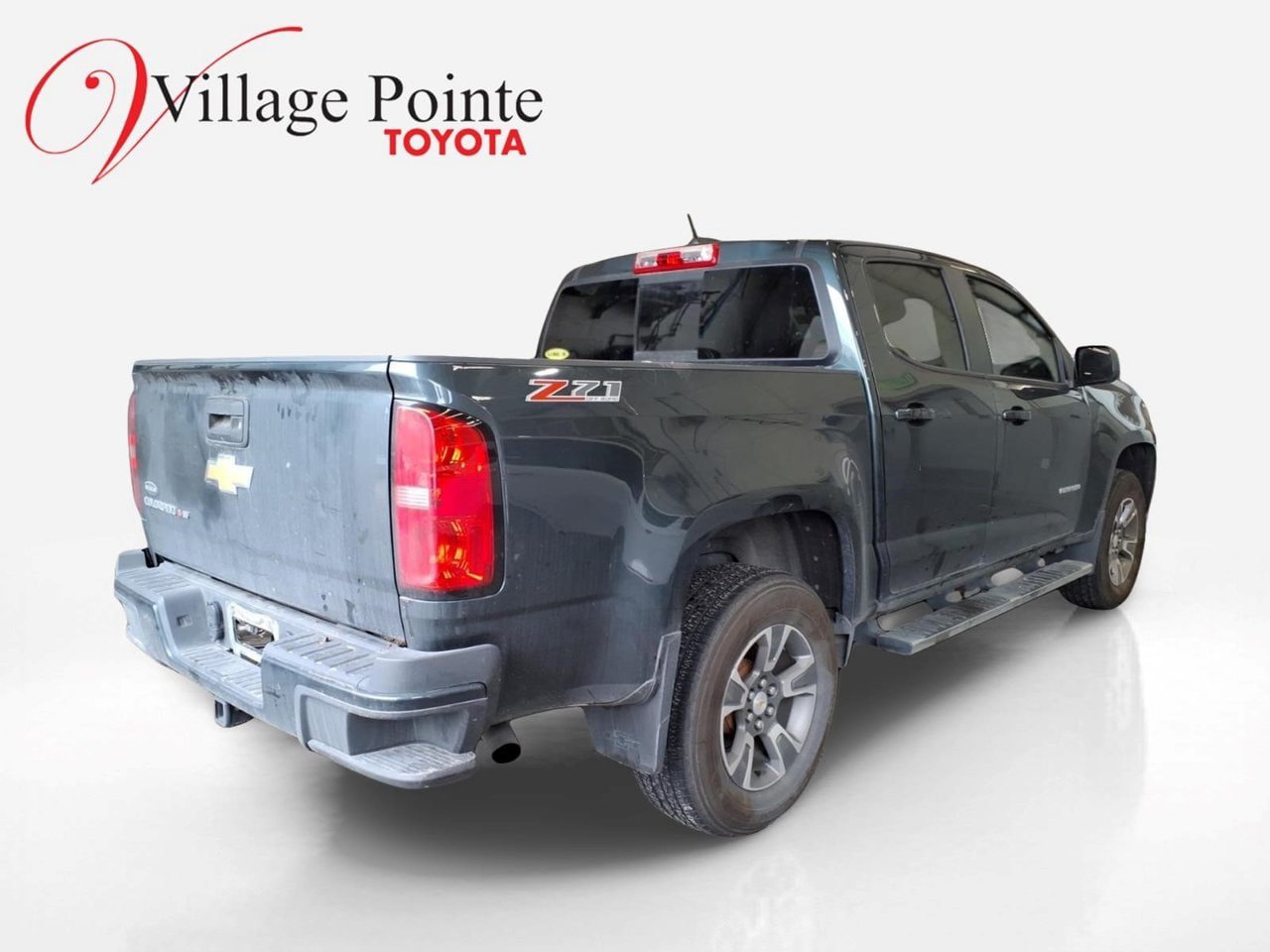 Used 2017 Chevrolet Colorado Z71 AWD/4WD image 2