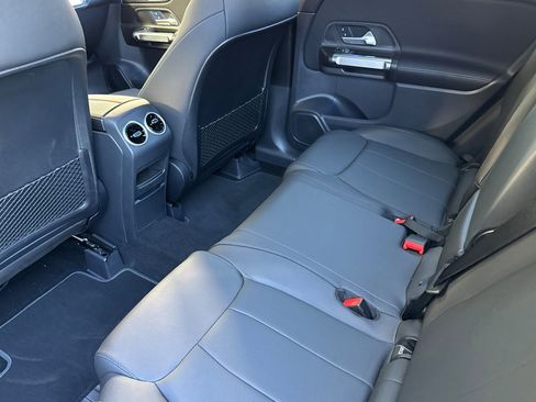 New 2025 Mercedes-Benz GLB 250 image 20