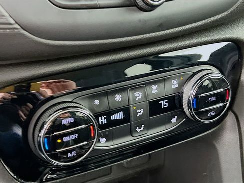 Certified 2021 Buick Encore GX Select image 15