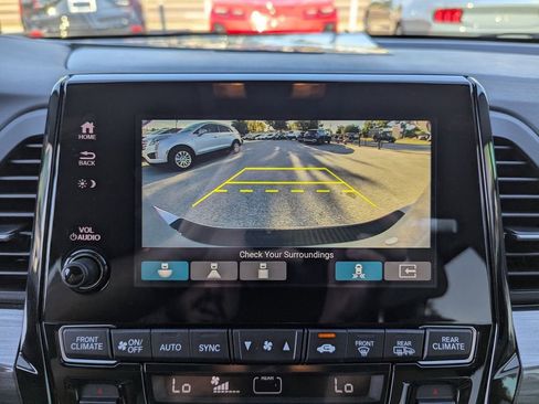 Used 2024 Honda Odyssey Elite image 22