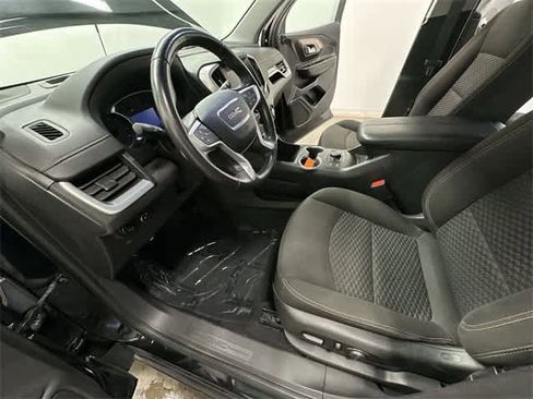 Used 2020 GMC Terrain SLE w/ Driver Convenience Package image 15