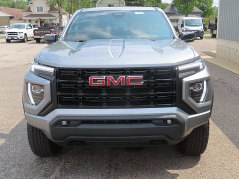 Used 2025 GMC Canyon Elevation w/ Convenience Package AWD/4WD image 12