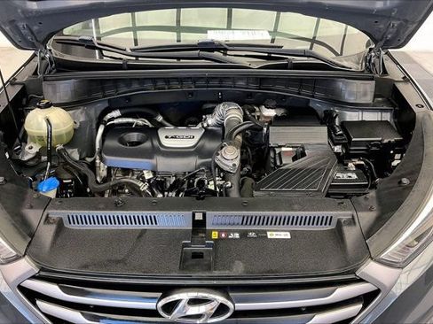 Used 2017 Hyundai Tucson Value AWD/4WD image 9