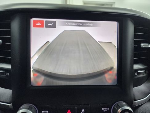 Used 2023 RAM 3500 Big Horn w/ Level 1 Equipment Group image 15