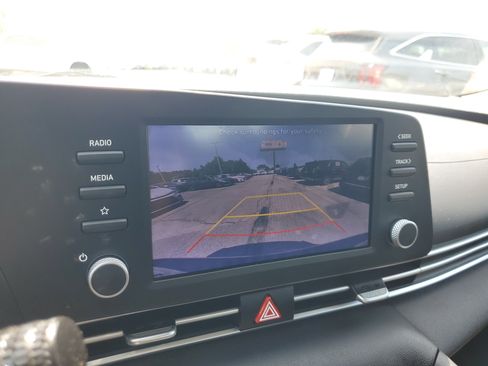 Used 2023 Hyundai Elantra SEL FWD image 23