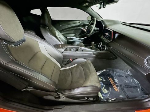 Used 2019 Chevrolet Camaro SS image 12