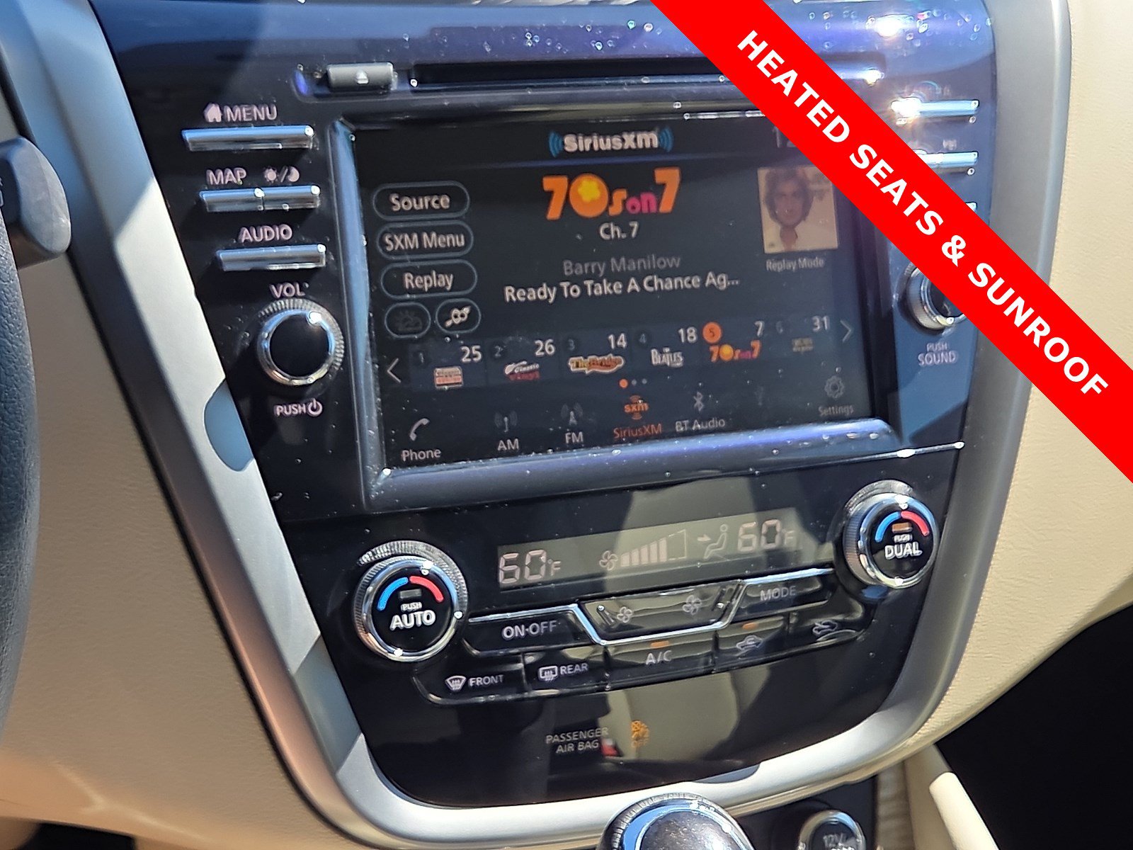Used 2024 Nissan Murano SL AWD/4WD image 16