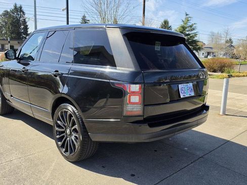 Used 2014 Land Rover Range Rover Supercharged image 7