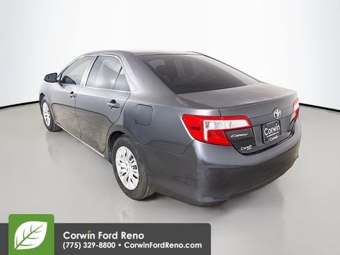 Used 2012 Toyota Camry LE FWD image 5