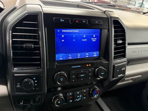 Used 2022 Ford F250 XLT w/ XLT Premium Package image 47