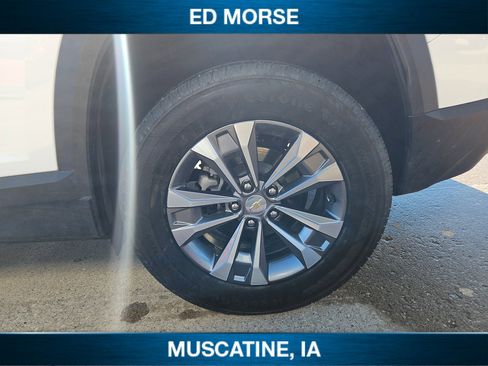 Certified 2025 Chevrolet Equinox LT image 10