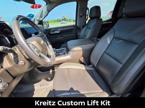 Used 2023 Chevrolet Silverado 1500 LTZ w/ Z71 Off-Road Package AWD/4WD image 19