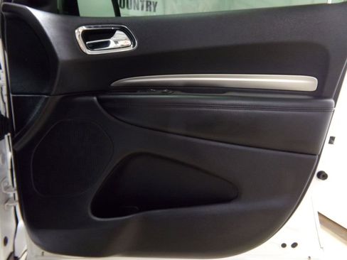 Used 2018 Dodge Durango SXT w/ 3rd Row Seating Group image 7