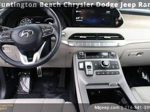 Used 2022 Hyundai Palisade Limited image 10