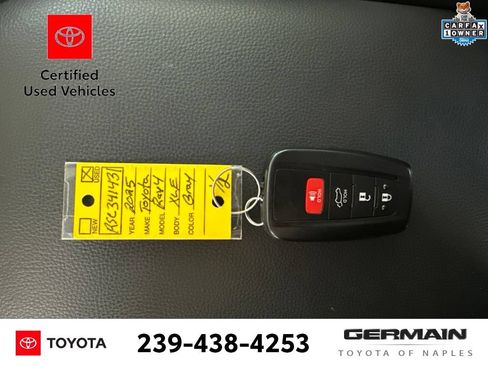 Used 2025 Toyota RAV4 XLE FWD image 21