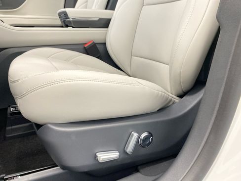 New 2026 Lincoln Nautilus Premier w/ Equipment Group 102A AWD/4WD image 16