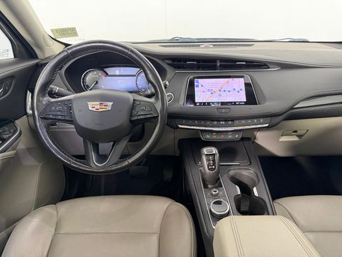 Used 2019 Cadillac XT4 Premium Luxury w/ Cold Weather Package FWD image 27