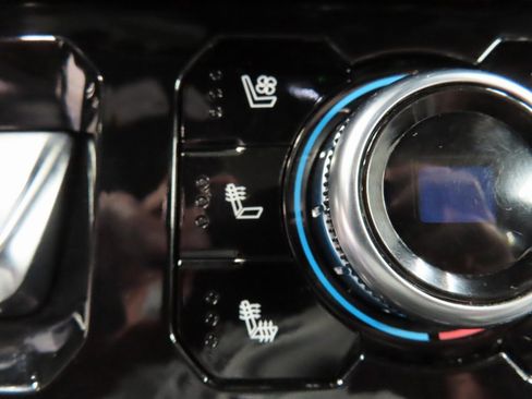 Used 2024 GMC Sierra 2500 AT4 w/ AT4 Premium Plus Package image 68