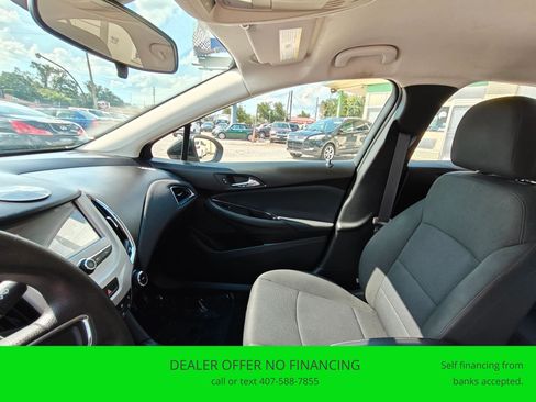 Used 2017 Chevrolet Cruze LS image 10