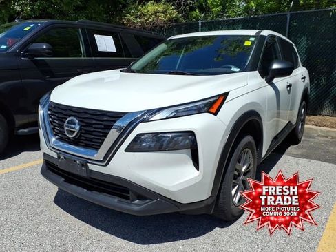 Used 2021 Nissan Rogue S AWD/4WD image 1
