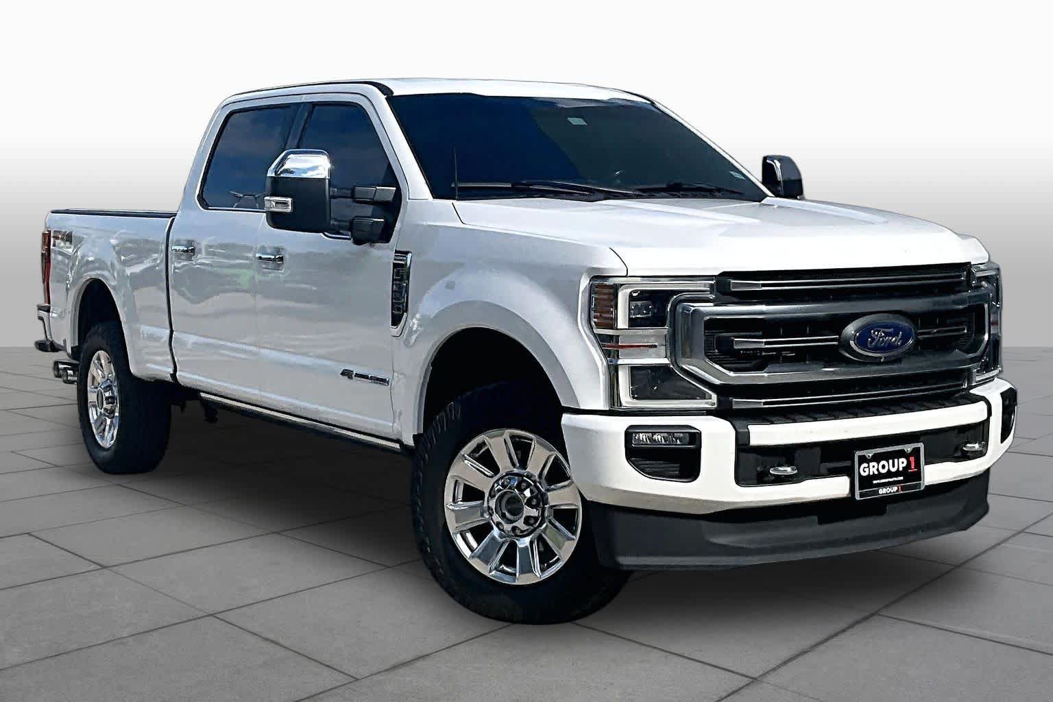 Used 2022 Ford F250 Platinum w/ FX4 Off-Road Package AWD/4WD image 2