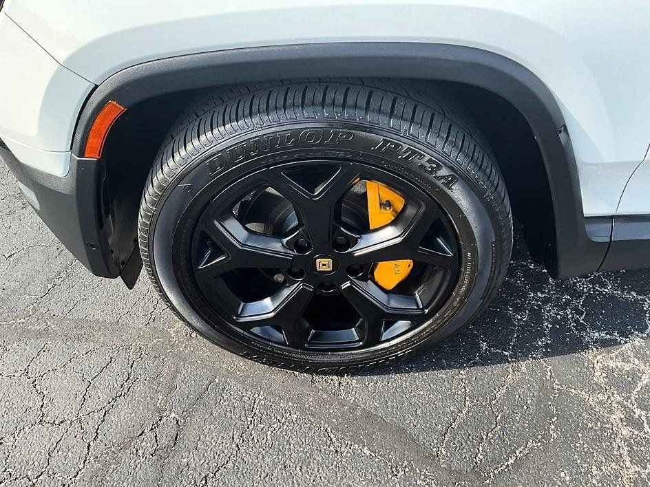 Used 2023 Rivian R1S Adventure Quad AWD/4WD image 15