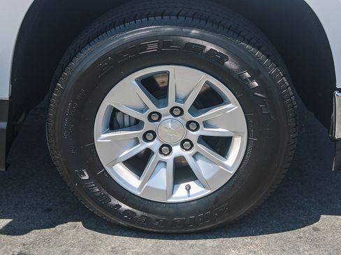 Used 2022 Chevrolet Silverado 1500 W/T RWD image 11