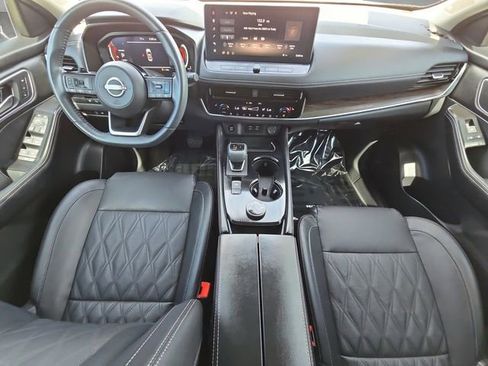 Used 2024 Nissan Rogue Platinum w/ Platinum Premium Package AWD/4WD image 20