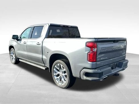 Used 2019 Chevrolet Silverado 1500 High Country w/ Technology Package image 5