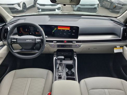 New 2026 Kia Sorento S image 17