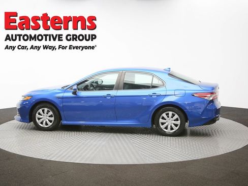 Used 2020 Toyota Camry LE w/ Fleet Convenience Package image 57