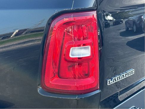 Used 2026 RAM 1500 Laramie AWD/4WD image 6