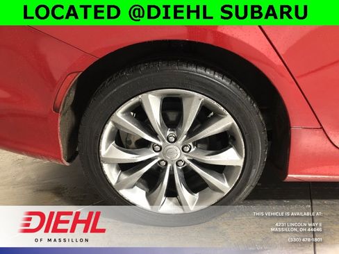 Used 2016 Chrysler 200 S w/ Comfort Group image 9