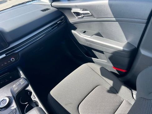 New 2026 Kia Sportage S AWD/4WD image 15