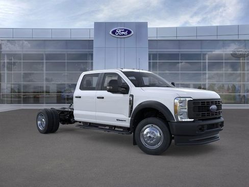 New 2025 Ford F550 4x4 Crew Cab Super Duty image 7