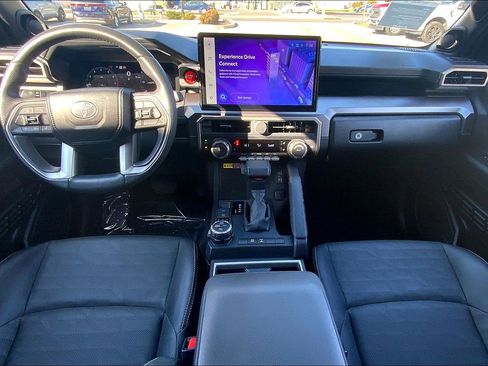 Used 2025 Toyota 4Runner TRD Off-Road Premium image 17