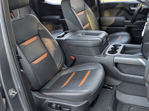 Used 2021 GMC Sierra 1500 AT4 w/ AT4 Premium Package image 21