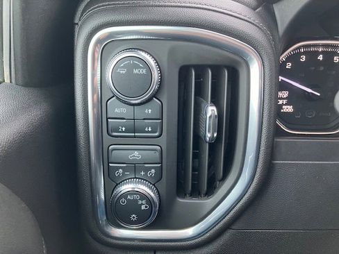 Used 2021 GMC Sierra 1500 SLE image 21