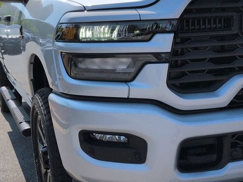 New 2026 RAM 2500 Tradesman AWD/4WD image 9