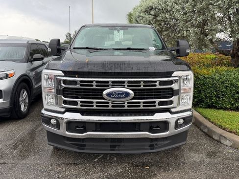 Used 2025 Ford F250 XLT AWD/4WD image 2