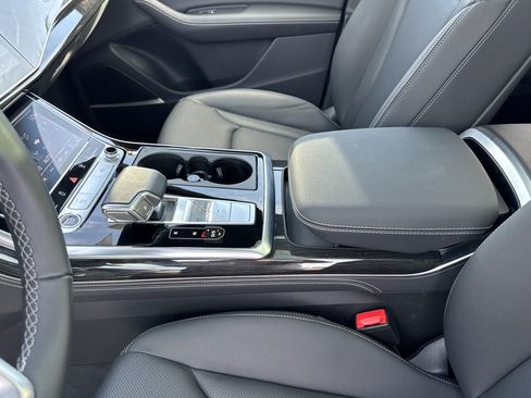 Certified 2026 Audi Q8 Premium Plus w/ Premium Plus Package AWD/4WD image 23